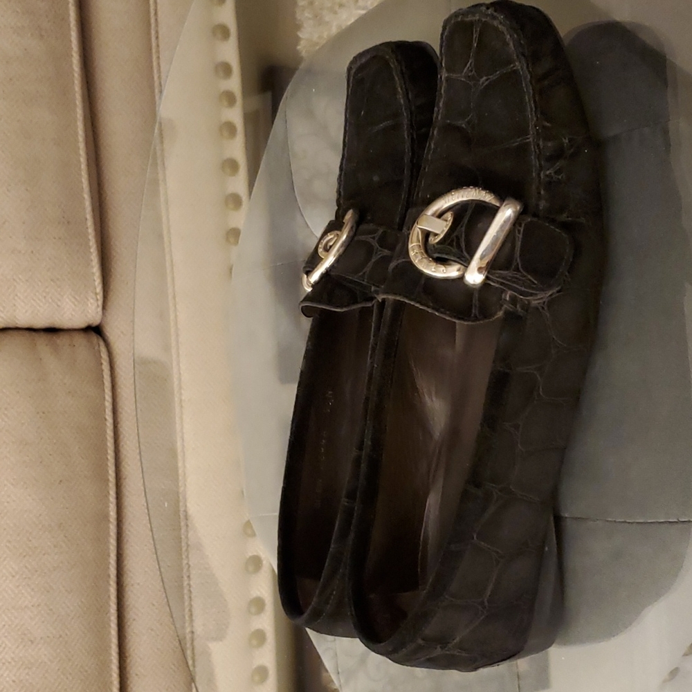 Stuart Weitzman Suede Croc Embossed Shoes - Picture 3 of 13